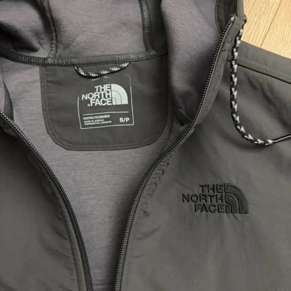 The North Face Men’s Full-Zip Thermal 3D Hoodie Grey size Small